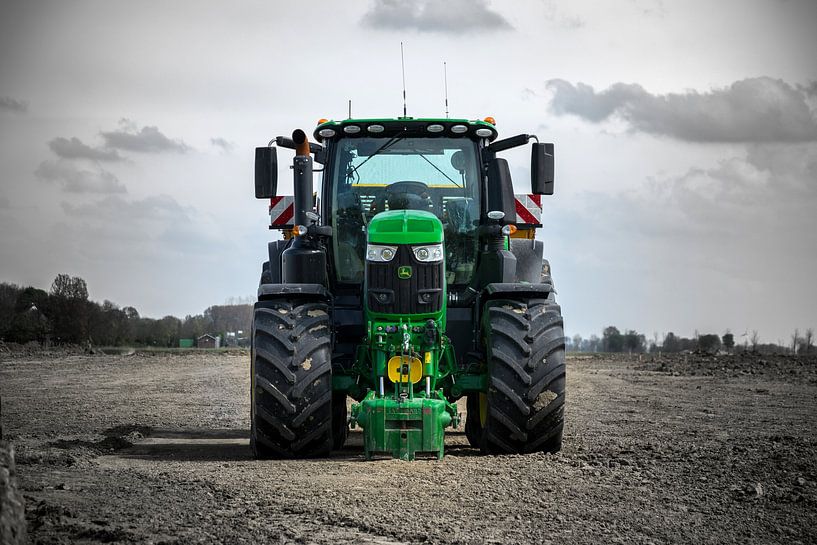 Tough green tractor by Patrick Verhoef