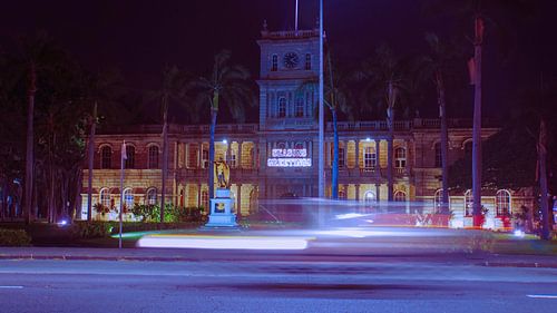 La vie continue quand le palais demeure.