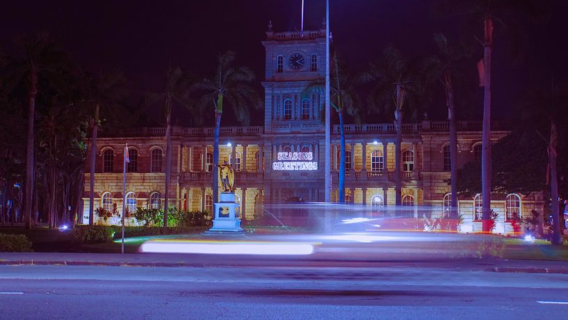 Das Leben geht weiter, wenn der Palast bleibt. von Mark Helmers