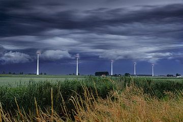 Des moulins à vent dans la tempête sur Monique van Genderen (in2pictures.nl fotografie)