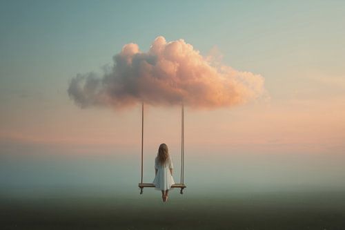 De schommel onder de roze wolk