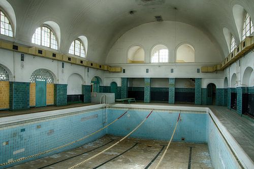 Verlassene Schwimmhalle | Lost Place Schwimmbad
