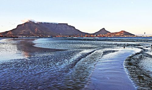 Tafelberg in Kaapstad tijdens zonsopgang mixed media