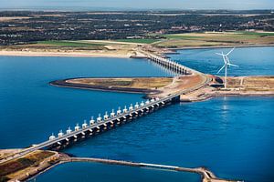 Luchtfoto van Oosterscheldekering van Frans Lemmens