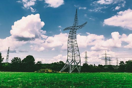 The dancing power pole