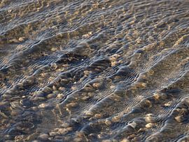 Gentle wave play by Lea-Marie Littwin