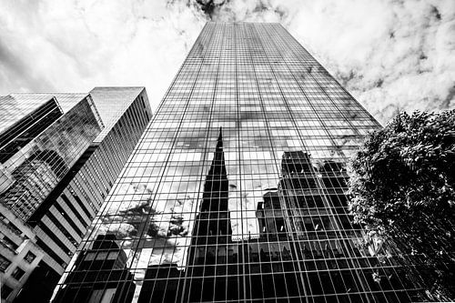 Weerspiegeling van Saint Patricks Cathedral, New York City