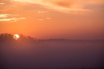 schöner Sonnenaufgang von Guido Rooseleer