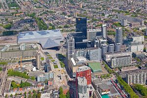 Photo aérienne du quartier central de Rotterdam sur Anton de Zeeuw