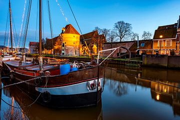 Zonsondergang over de Thorbeckegracht in Zwolle op kerstavond van Sjoerd van der Wal Fotografie
