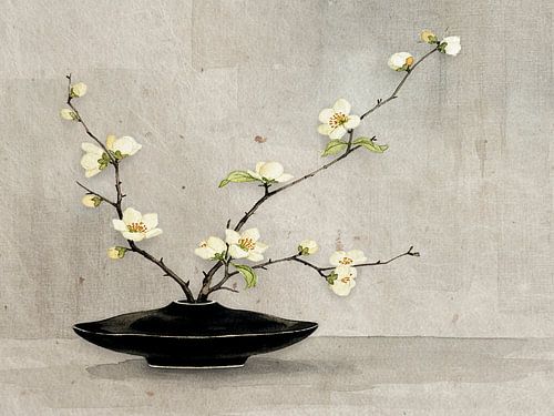 Japandisches Stillleben: Vase mit blühenden Zweigen