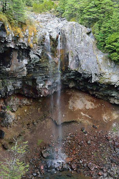 A closer look at Mangawhero Falls by Frank's Awesome Travels