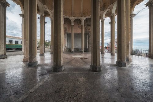 Verlaten Treinstation