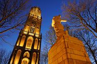 Verzetsmonument en Domtoren in Utrecht (2) van Donker Utrecht thumbnail