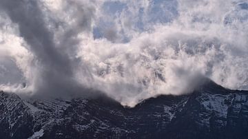 Wolken boven de Rockies van Timon Schneider