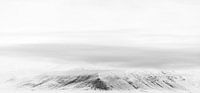 Snowy mountains van Claudia van Zanten thumbnail