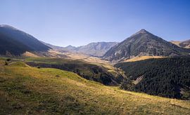 Entdecken Sie die majestätische Landschaft des Cerler-Gipfels im Benasque-Tal von PhotoCluster
