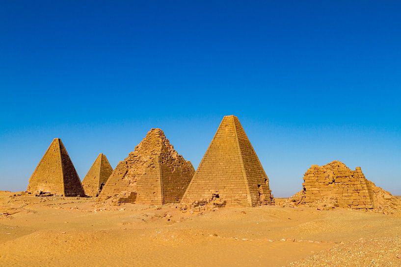 Die Pyramiden von Jebel Barkal von Roland Brack