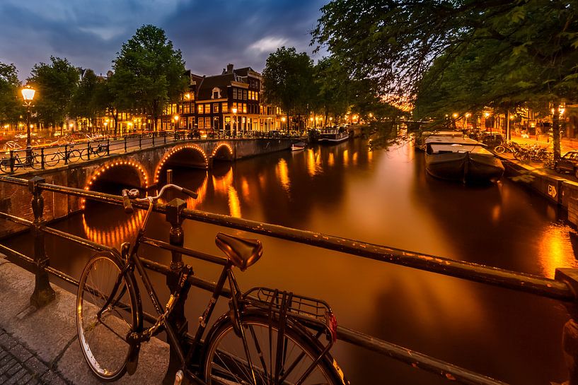 AMSTERDAM Abendimpression von der Brouwersgracht von Melanie Viola