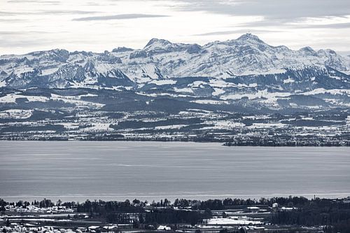 Le Säntis au bord du lac de Constance en hiver