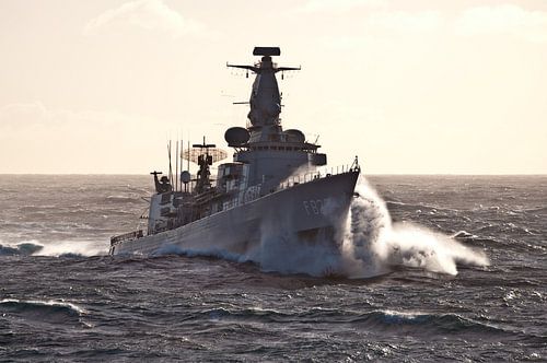Fregat in de golven - part II