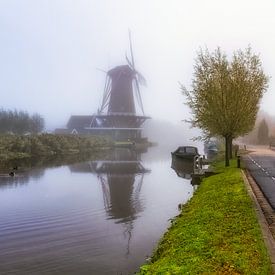 Bleskensgraaf - Photo nostalgique avec un moulin à échafaudage sur Kees Dorsman