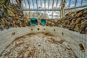 Tropicana, the abandoned swimming pool: the waterslide.