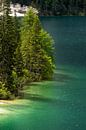 Reflecties in het Meer: Bergen Weerspiegeld in het Kraakheldere Water van Karijn | Fine art Natuur en Reis Fotografie thumbnail