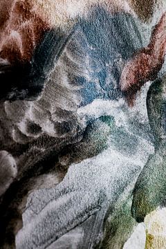 Pearlescent Watercolor by Klaske de Wal