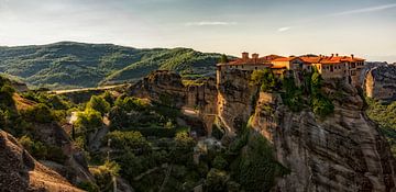 Het klooster Agia Triada (H. Drievuldigheid), Meteora van Ferdinand Mul