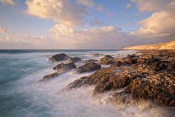 Playa Agua Liques - Schitterend Fuerteventura van Rolf Schnepp