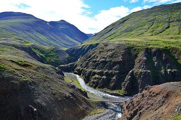 Amazing canyons near Húsavík by Frank's Awesome Travels