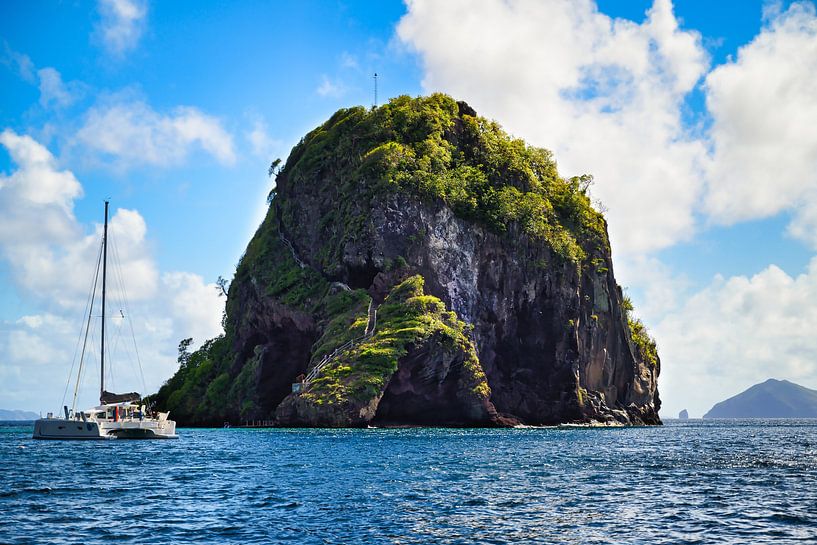 Gezicht op Fort Duvernette op St. Vincent in het Caribisch gebied van Andreas Völkel