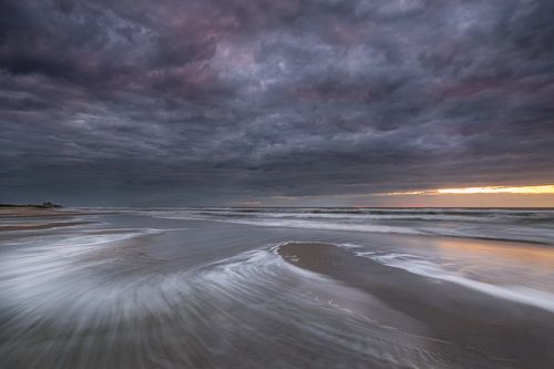 Nuages de pluie sur la plage de la mer du Nord - Terschelling