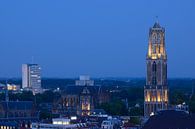 Binnenstad van Utrecht met Domtoren en Domkerk van Donker Utrecht thumbnail