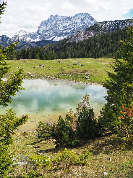 Alpine landscape from Werdenfelser Land - a harmonious blend of majestic peaks, green valleys and clear mountain nature. Perfect for anyone who loves the Bavarian Alpine atmosphere. by Miriam Schwarzfischer Fotografie