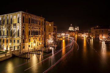 Venetië nachts op het Canal Grande van Melanie Viola
