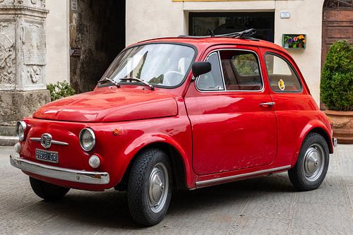 Fiat 500 in Pitigliano