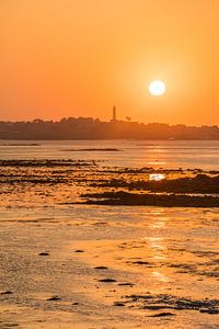 Sonnenuntergang in der Bucht von Roscoff mit Blick zur Ile de Batz, Bretagne