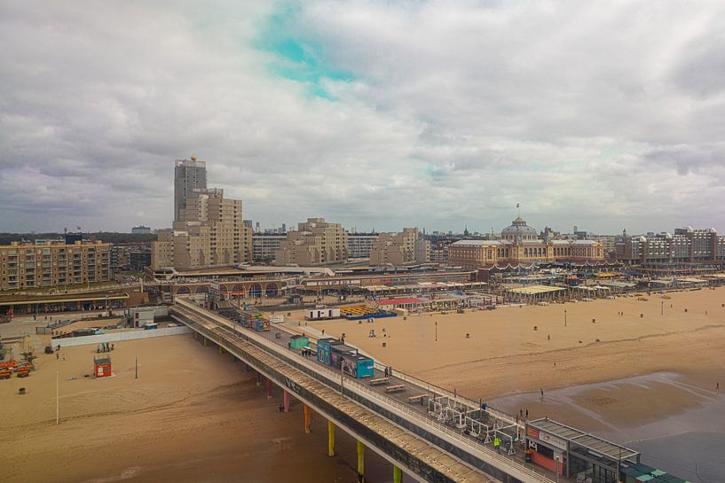 De pier in Scheveningen van Michael Ruland