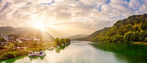 Sunrise at the Mosel by Günter Albers