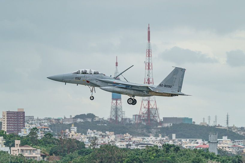 Landing Japanese McDonnell Douglas F-15DJ Eagle. by Jaap van den Berg