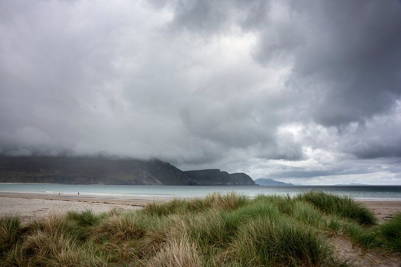 Beach, dunes and cliffs on Achill Island, Ireland by Bo Scheeringa Photography