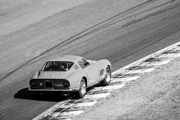Ferrari 275 GTB klassieke GT auto op Spa Francorchamps van Sjoerd van der Wal Fotografie
