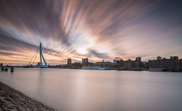 Sonnenuntergang in Rotterdam von Ilya Korzelius