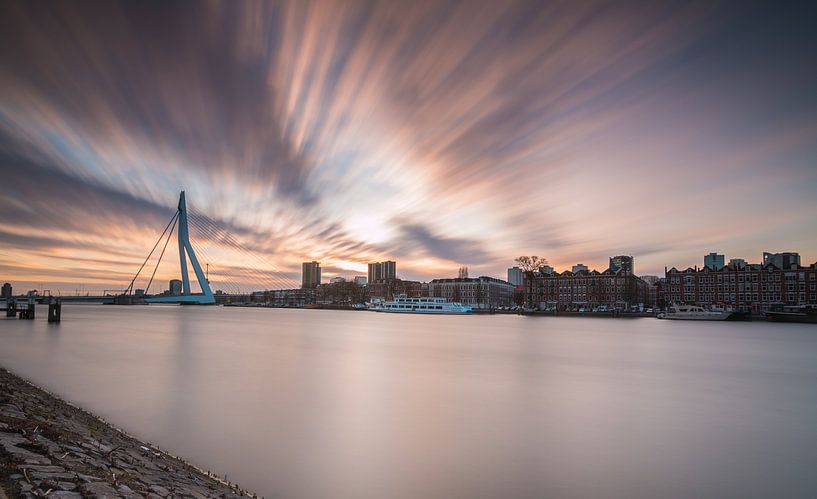 Sunset in Rotterdam van Ilya Korzelius