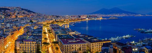 Naples by Teun Ruijters