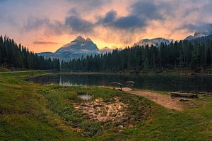 Sonnenaufgang am Lago d'Antorno