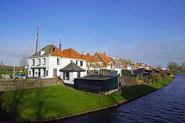 Traditionele Nederlandse dijkwoningen.