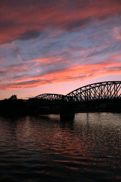 Prague by Hello Pompoyo